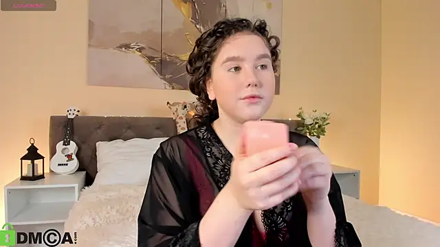 Snapshot of Ariella_Sol chatting on October 18, 2025, 1:08 am Ariella Sol online show from October 18, 2025, 1:08 am