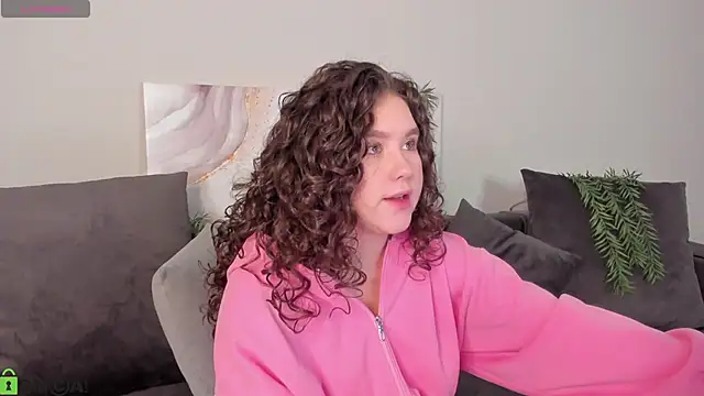 Snapshot of Ariella_Sol chatting on April 29, 2026, 1:10 am Ariella Sol online show from April 29, 2026, 1:10 am