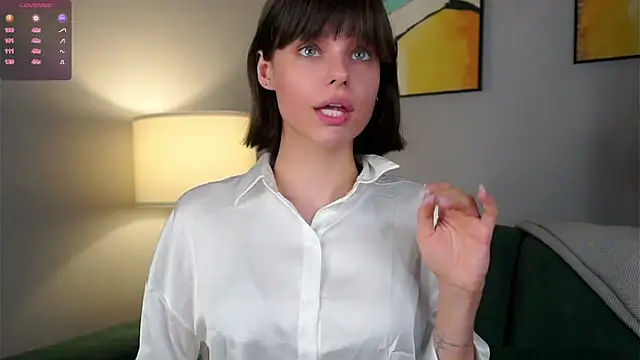 Snapshot of RexanneHatt chatting on September 27, 2025, 1:21 am RexanneHatt online show from September 27, 2025, 1:21 am