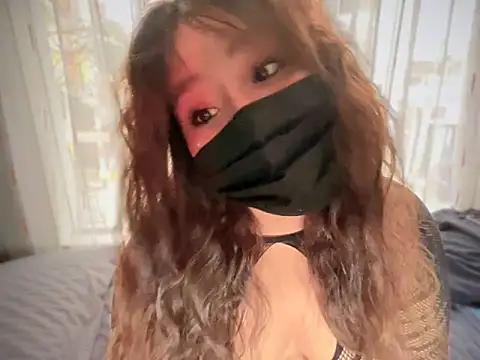 LunaXoxo online show from January 6, 2025, 7:45 pm