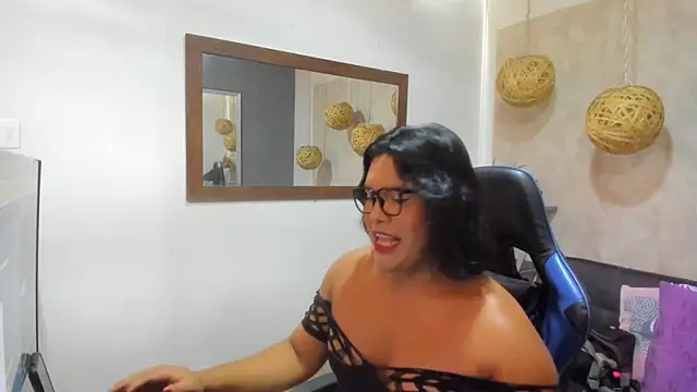 Snapshot of Margoth_Montilla chatting on February 13, 2025, 5:44 pm Margoth Montilla online show from February 13, 2025, 5:44 pm