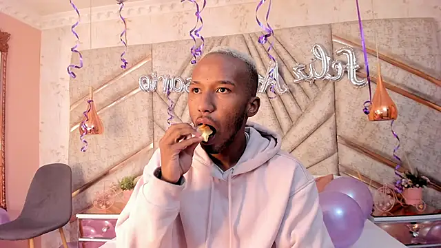 JamesParck online show from February 14, 2025, 12:25 pm