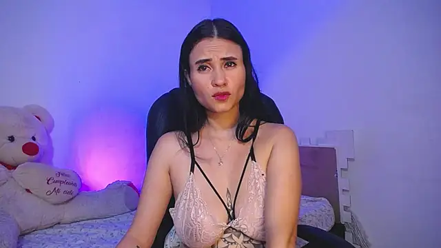 keelly richaardson1 online show from December 5, 2024, 3:04 am