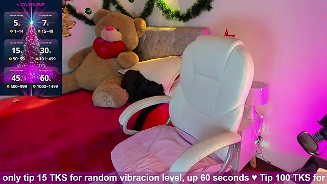 brandy sweet  online show from December 15, 2024, 1:43 pm