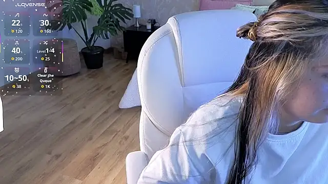 Snapshot of brandy_sweet_ chatting on September 14, 2025, 11:20 am brandy sweet  online show from September 14, 2025, 11:20 am