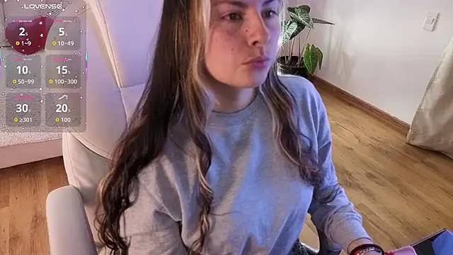 Snapshot of brandy_sweet_ chatting on October 4, 2025, 2:04 pm brandy sweet  online show from October 4, 2025, 2:04 pm