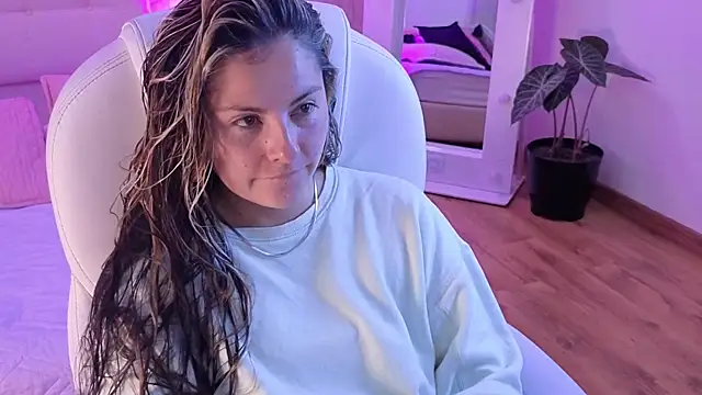 Snapshot of brandy_sweet_ chatting on October 11, 2025, 2:04 pm brandy sweet  online show from October 11, 2025, 2:04 pm