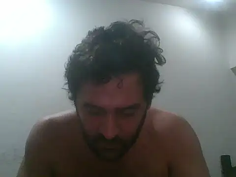 MrPatrick777 online show from November 13, 2025, 7:51 am