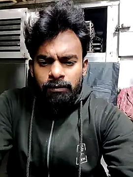 rayhan085 online show from December 10, 2024, 7:11 pm