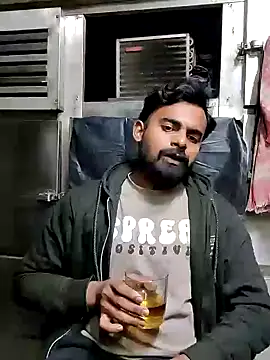 rayhan085 online show from December 11, 2024, 12:44 pm