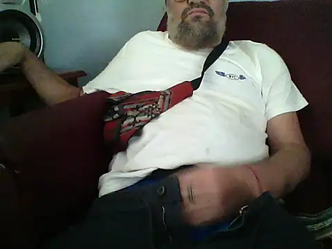 Snapshot of LECHEBALLS chatting on January 13, 2026, 6:02 pm LECHEBALLS online show from January 13, 2026, 6:02 pm