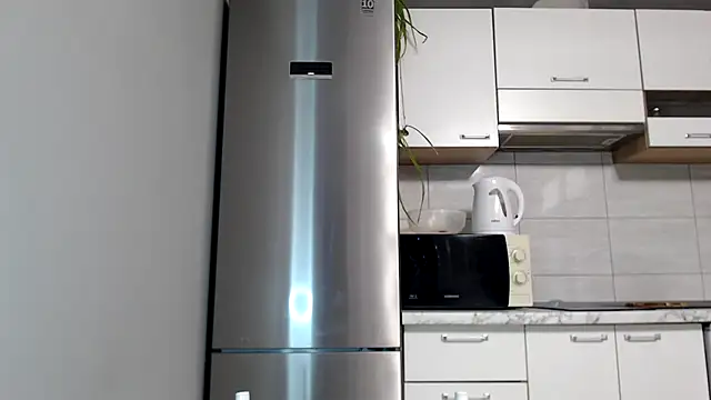 Snapshot of SierraSky_ chatting on September 30, 2025, 5:18 pm SierraSky  online show from September 30, 2025, 5:18 pm