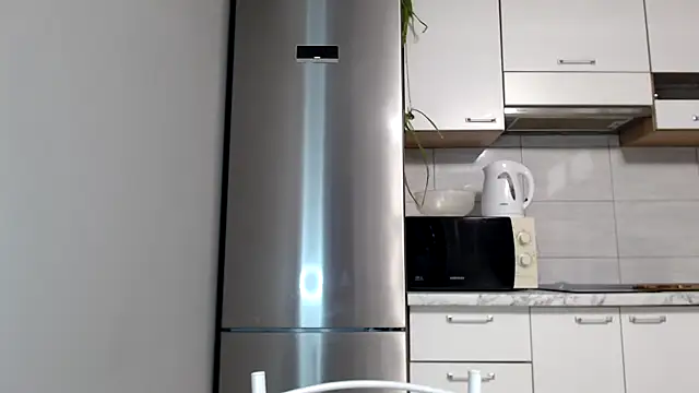 Snapshot of SierraSky_ chatting on October 9, 2025, 5:11 pm SierraSky  online show from October 9, 2025, 5:11 pm