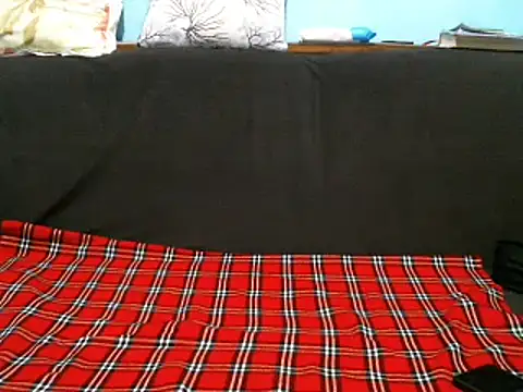 cocolicky online show from February 4, 2025, 7:22 pm