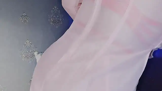 Snapshot of Verity-Y chatting on October 18, 2025, 4:04 am Verity-Y online show from October 18, 2025, 4:04 am