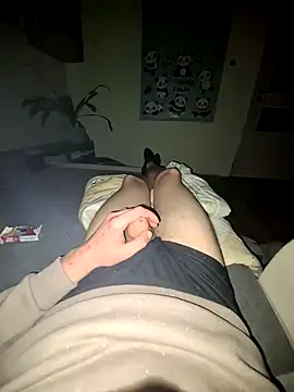 Snapshot of Bierzdobuzisuko4433 chatting on October 10, 2025, 12:31 am Bierzdobuzisuko4433 online show from October 10, 2025, 12:31 am