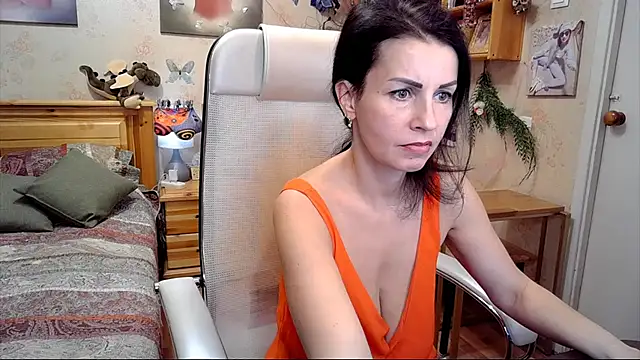 Kendra Mom online show from February 22, 2025, 5:46 pm