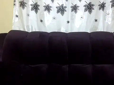 Sexy racy rebel  online show from January 21, 2025, 9:36 pm