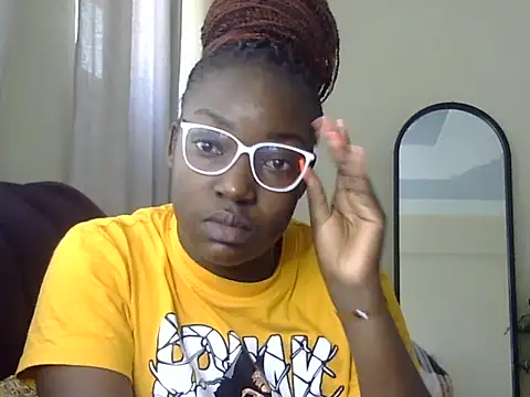 Sexy racy rebel  online show from February 12, 2026, 10:32 am