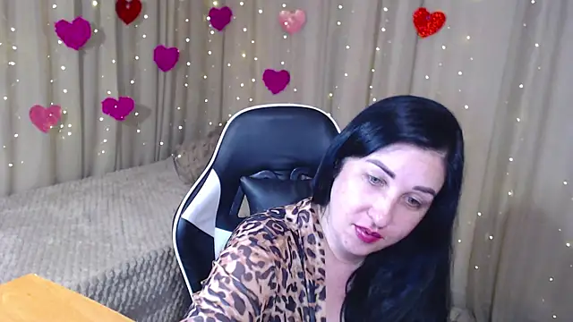 JillStevens online show from May 5, 2026, 11:02 pm