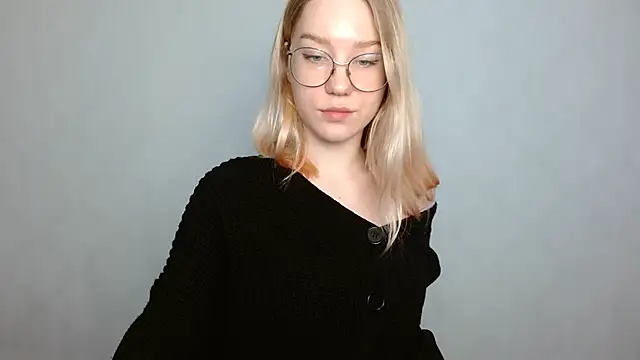 cindi hot online show from February 10, 2025, 11:25 am