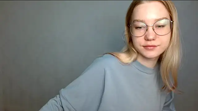 cindi hot online show from March 1, 2025, 8:23 am