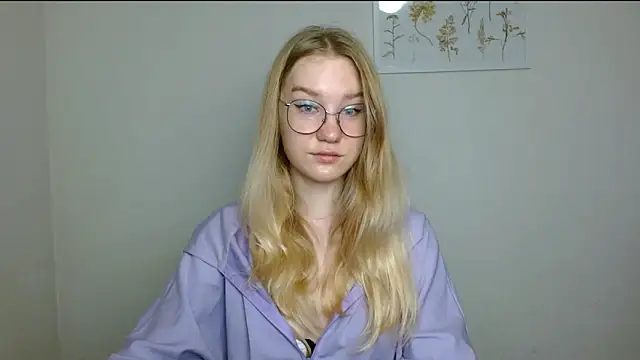 cindi hot online show from November 4, 2025, 9:30 am