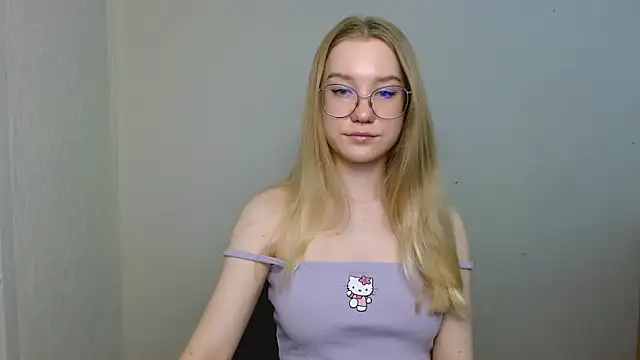 cindi hot online show from March 4, 2026, 1:39 pm