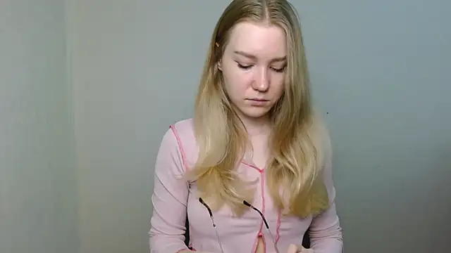 cindi hot online show from March 20, 2026, 11:04 am