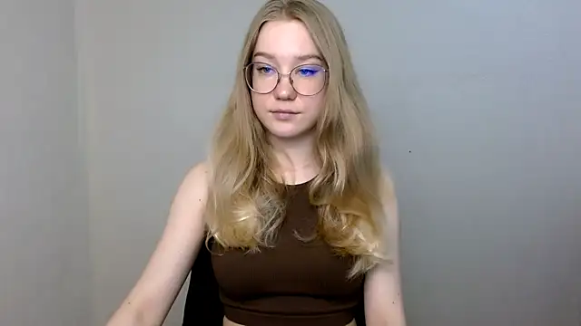 Snapshot of cindi_hot chatting on April 11, 2026, 3:16 pm cindi hot online show from April 11, 2026, 3:16 pm