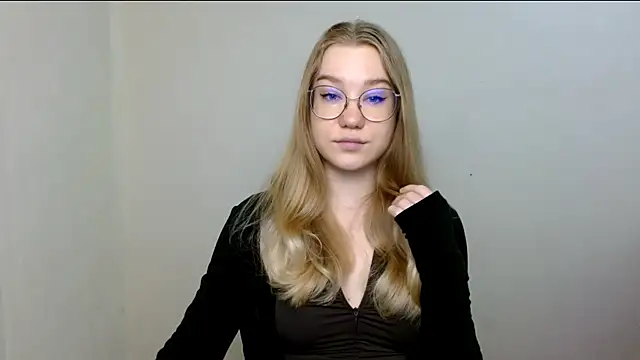 Snapshot of cindi_hot chatting on April 30, 2026, 11:05 am cindi hot online show from April 30, 2026, 11:05 am