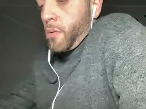 1ninefellababy online show from January 24, 2025, 9:58 pm