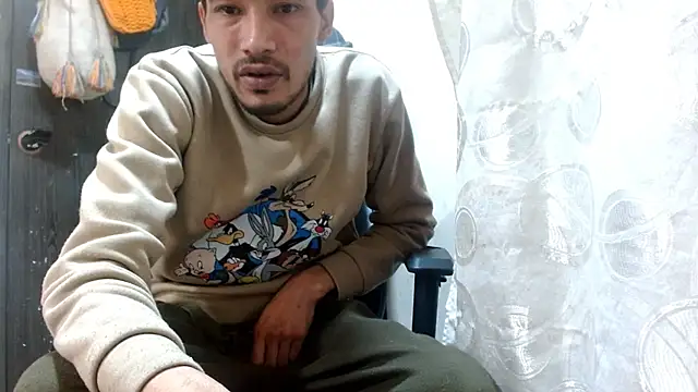 hedocock21 online show from February 4, 2026, 5:02 am