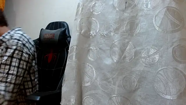 hedocock21 online show from February 6, 2026, 5:34 am