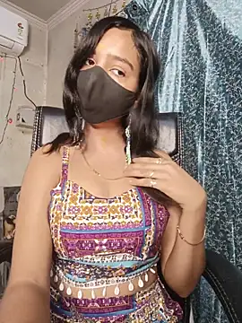 Parinaaz18 online show from May 4, 2026, 12:28 am