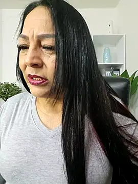 Gina Myers online show from May 10, 2026, 3:44 am