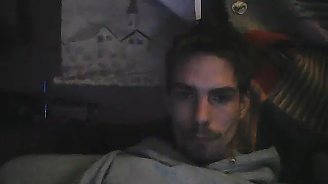 Snapshot of KidoXVII chatting on October 31, 2025, 12:33 am KidoXVII online show from October 31, 2025, 12:33 am