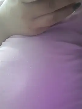 AmandaS2k online show from April 27, 2026, 7:28 am