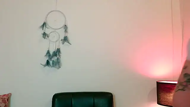 jessi lovers online show from March 11, 2025, 4:18 pm