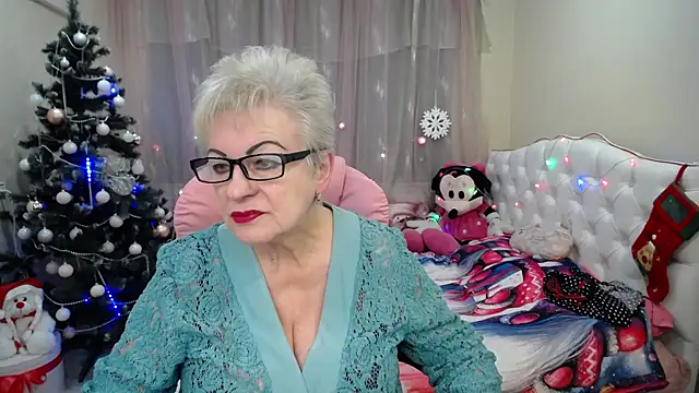 KayleSmoll online show from December 28, 2024, 7:22 pm