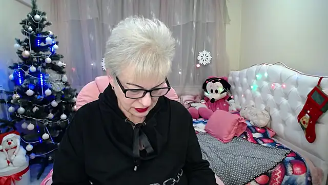 KayleSmoll online show from December 29, 2024, 5:10 am