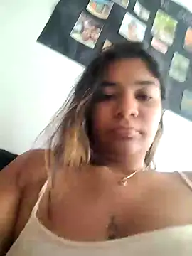 Sofythom1 online show from November 11, 2025, 1:00 pm