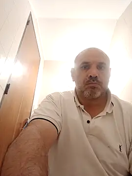 pelabisex online show from September 16, 2025, 4:35 am