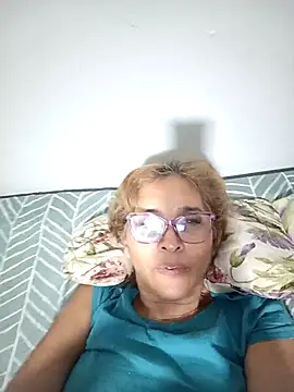 leona- online show from February 18, 2025, 2:16 pm
