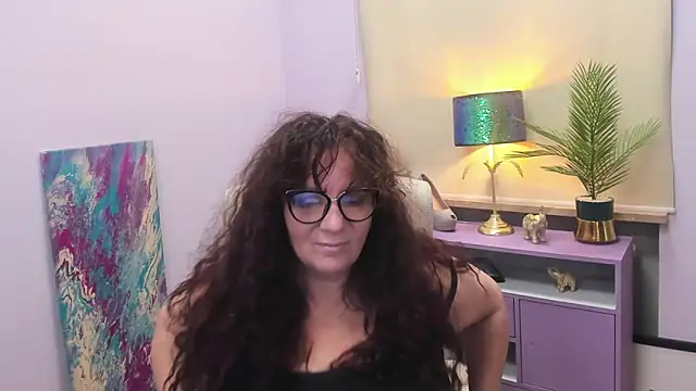 Alice xHeart online show from December 12, 2024, 6:14 am
