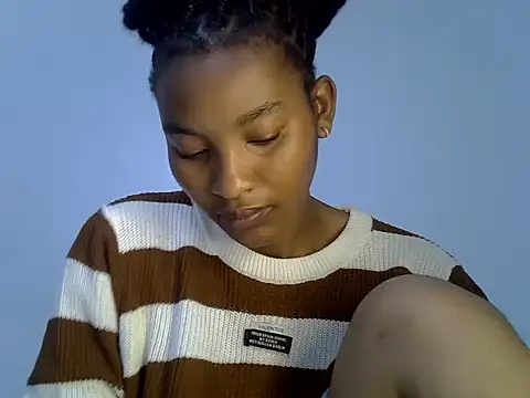 cute-alexis online show from May 5, 2026, 7:05 am