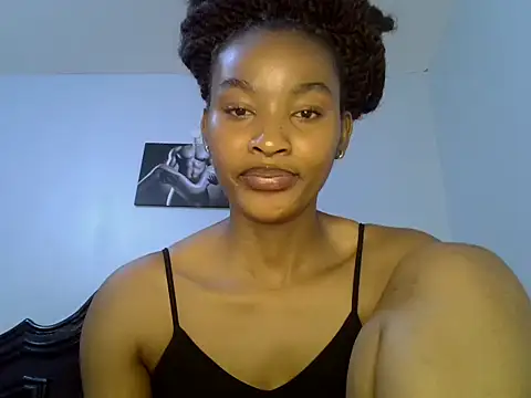 cute-alexis online show from May 16, 2026, 11:42 am