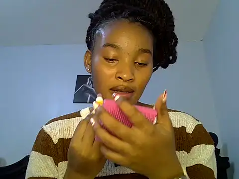 cute-alexis online show from June 11, 2026, 9:18 am