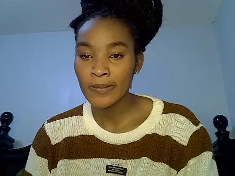 cute-alexis online show from June 19, 2026, 8:12 pm