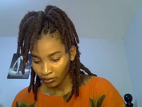 cute-alexis online show from July 4, 2026, 9:04 am